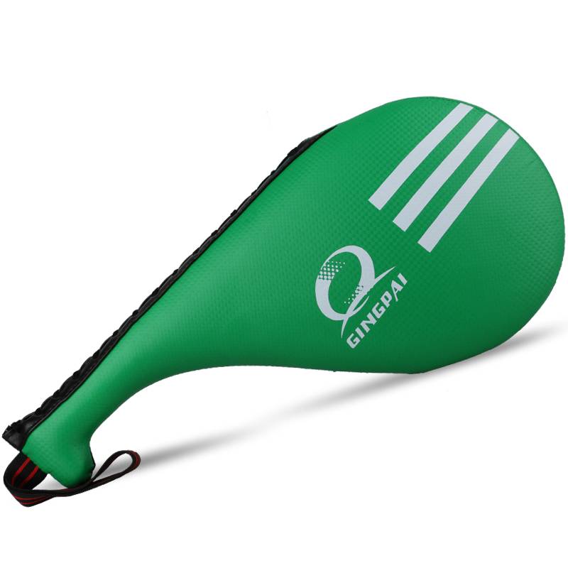 A single green and black target